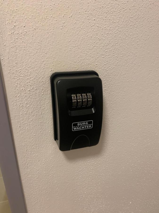 Modern Apartment In The City Center プルゼニ エクステリア 写真
